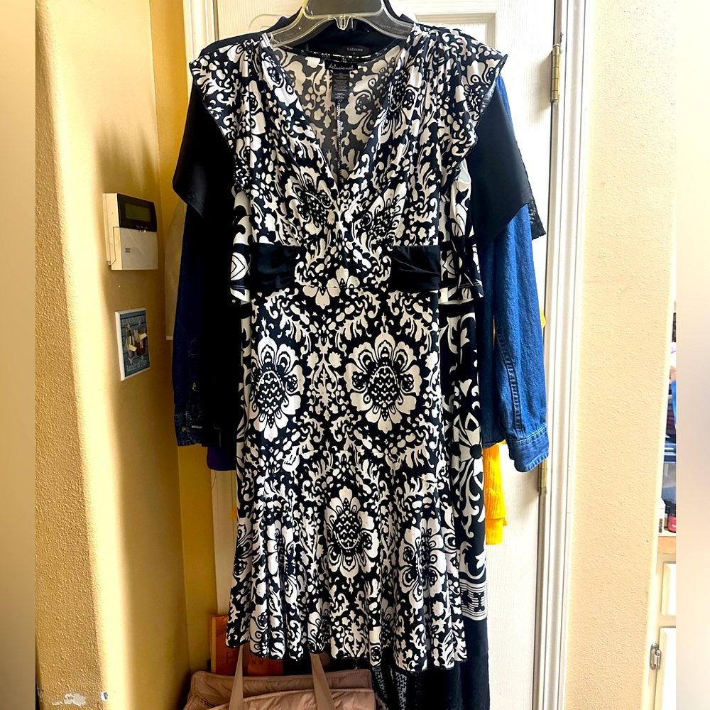 Delusional Black/White Dress S